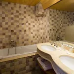 Le Vieux Logis فندق إيفوار