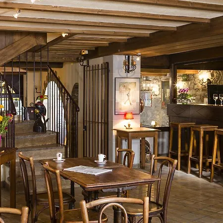 Hotel Le Vieux Logis