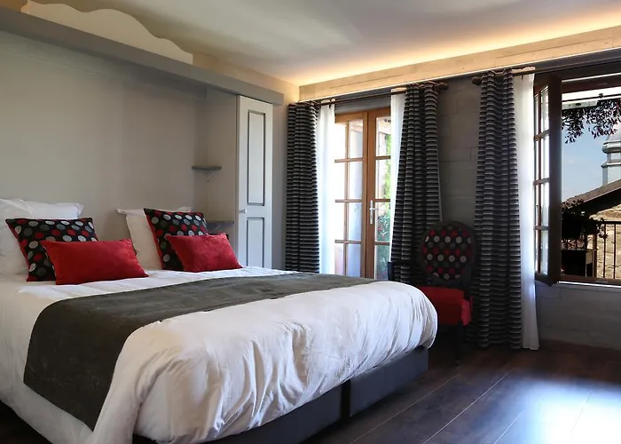 Le Vieux Logis Hotel